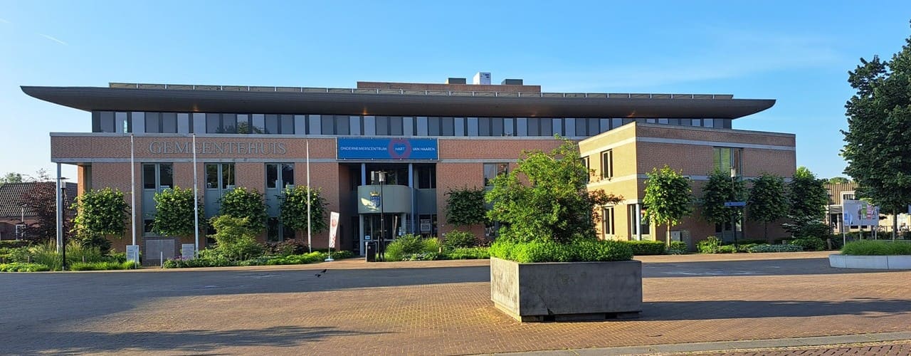 Haaren. Gemeentehuis