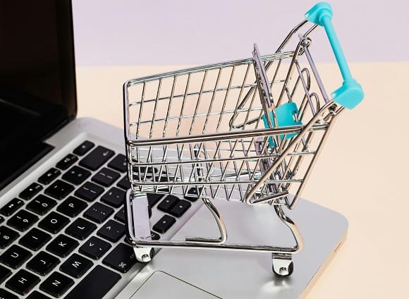 Overzichtelijke winkelwagenpagina voor een webshop